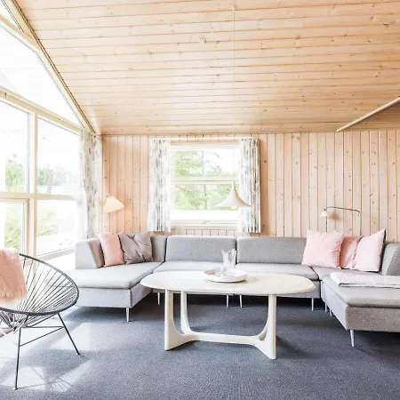 Tatil Evi Holiday Henne Xvi *