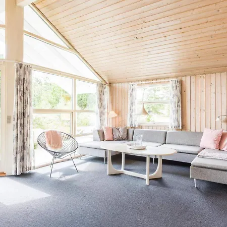 Holiday Henne Xvi Tatil Evi Henne Strand