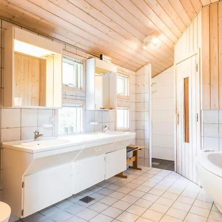 Holiday Henne Xvi Tatil Evi Henne Strand